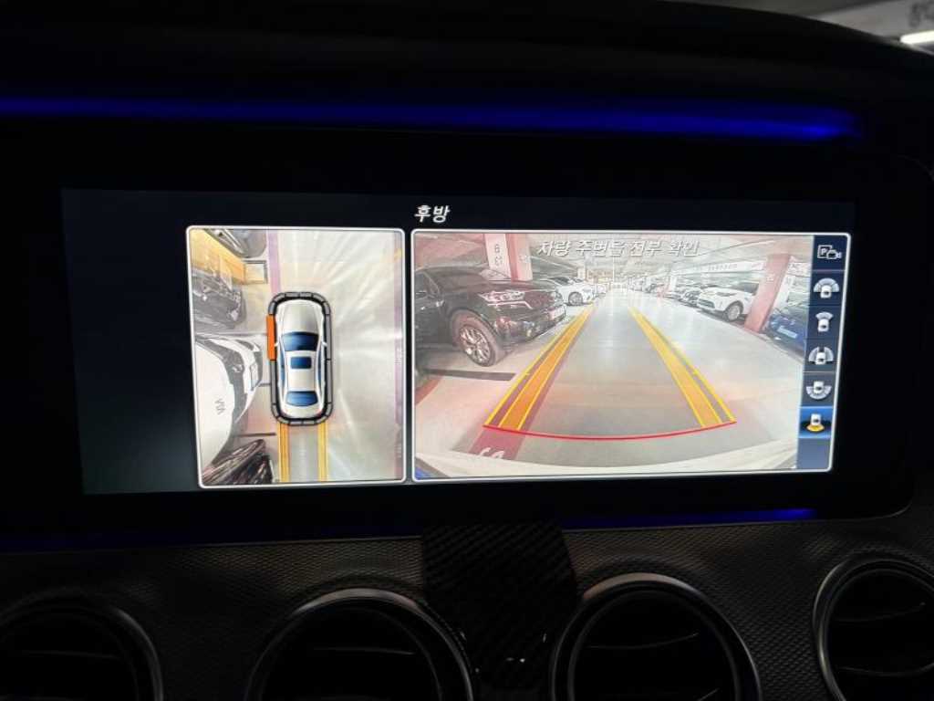 Mercedes Benz E class - Vista 12