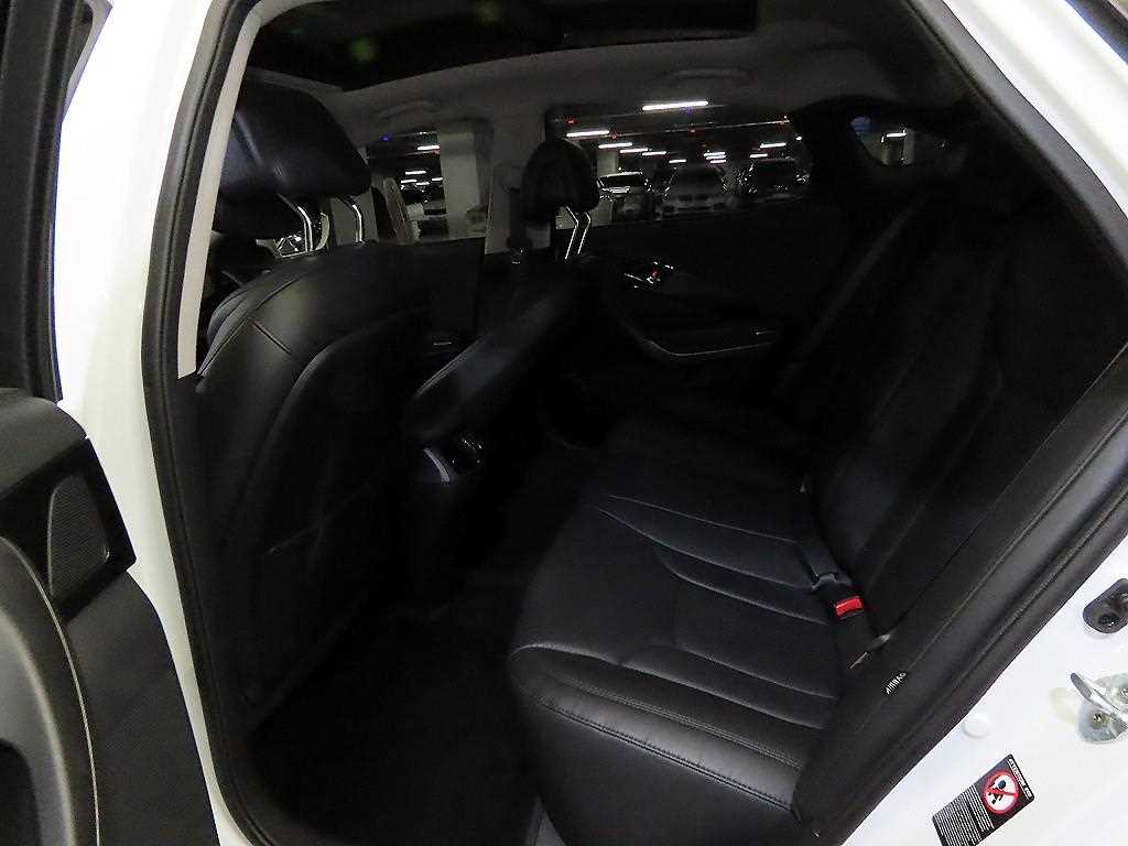 HYUNDAI Grandeur - Vista 7