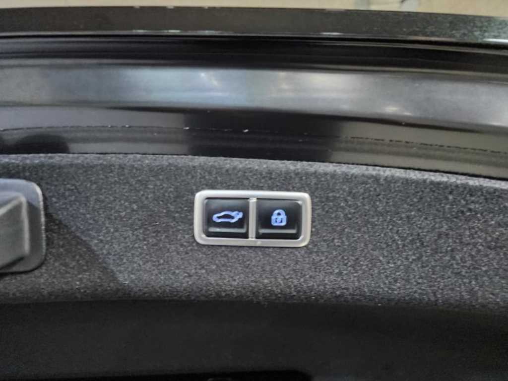 Genesis G80 - Vista 7