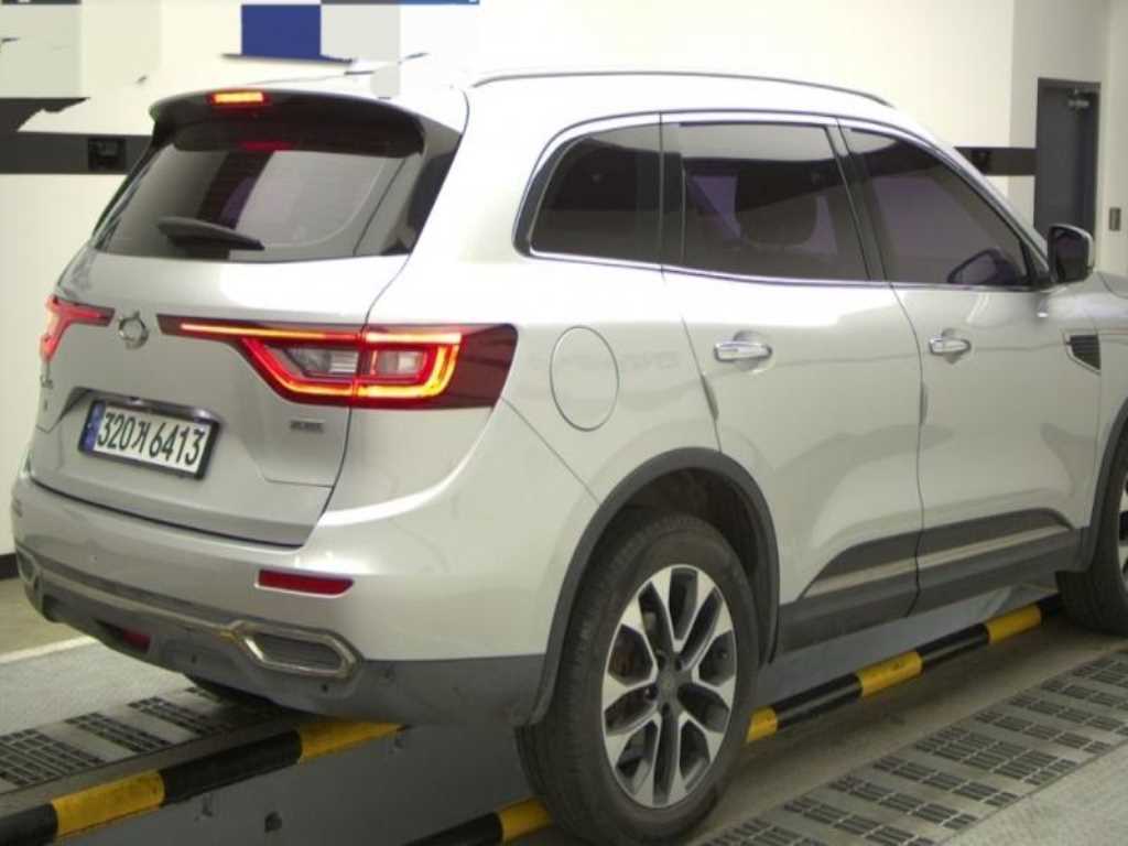 SAMSUNG QM6 - Vista 4