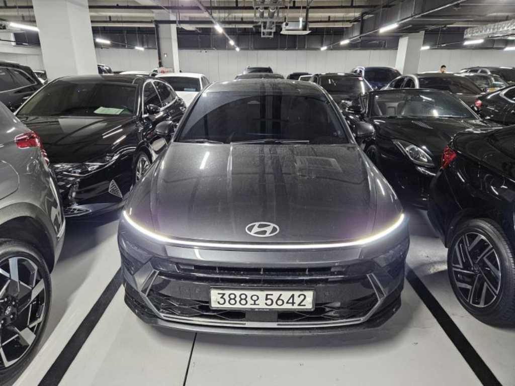 HYUNDAI Sonata - Vista 2