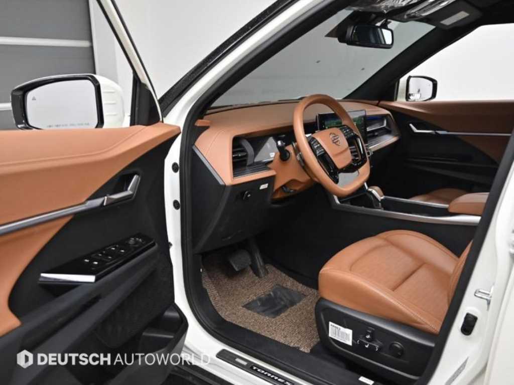 Ssangyong Torres - Vista 11