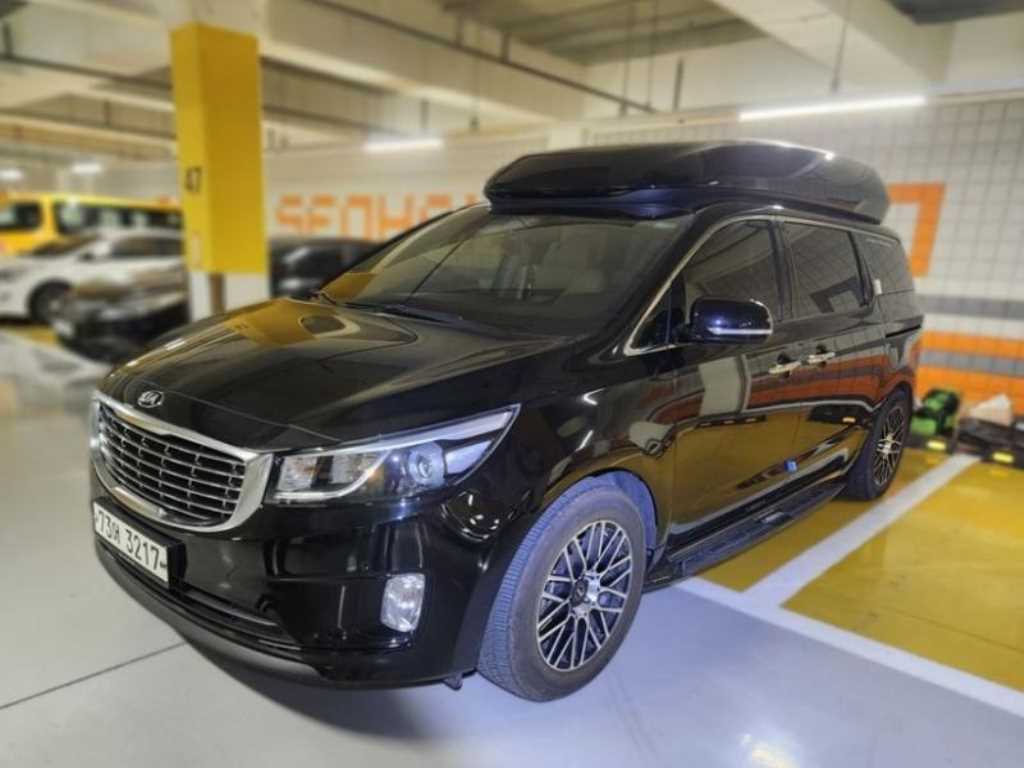 KIA Carnival - Vista 2
