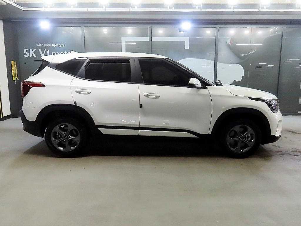 KIA Seltos - Vista 3