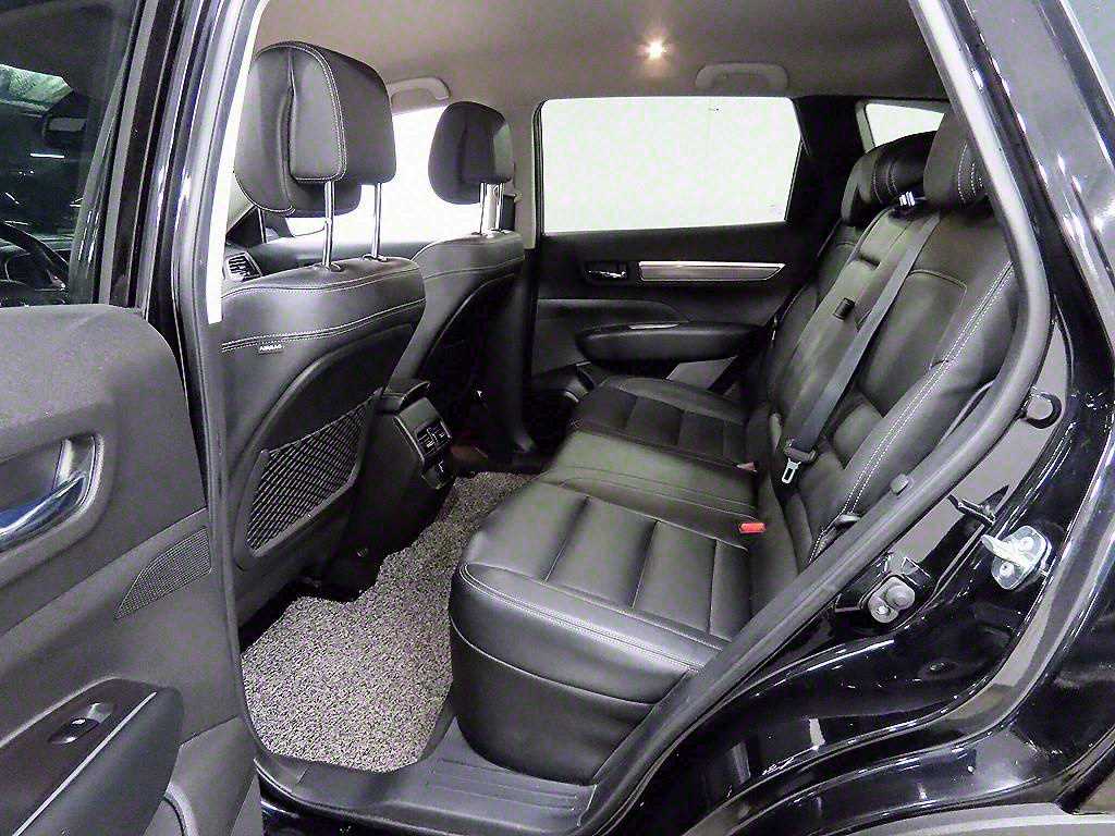 SAMSUNG QM6 - Vista 6