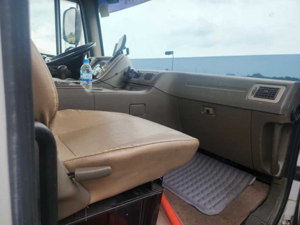 medium and large cargo Cargo - Vista 7