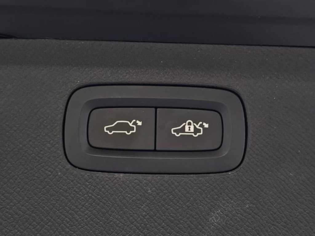 Volvo XC90 2017 Negro - Importación desde Corea - HF Imports Iquique - Foto 20