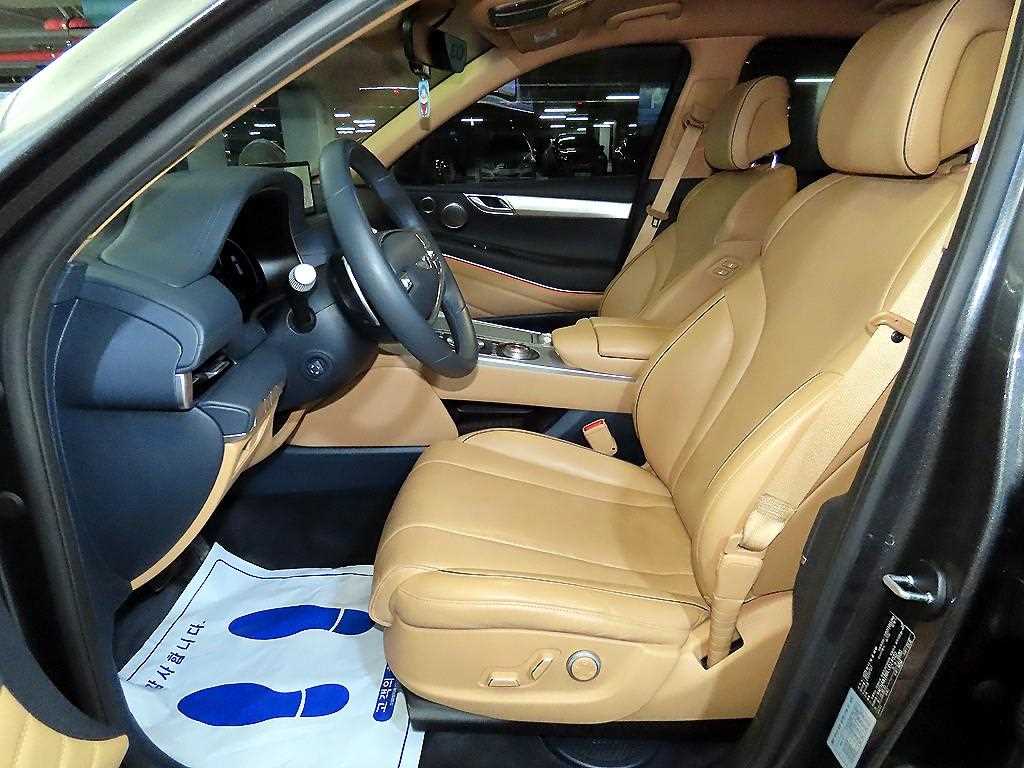 Genesis GV80 - Vista 6