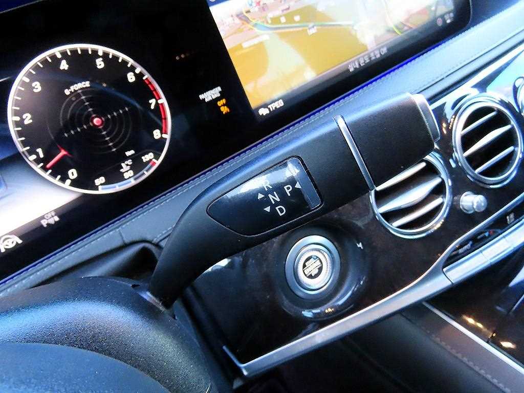 Mercedes Benz S Class - Vista 11