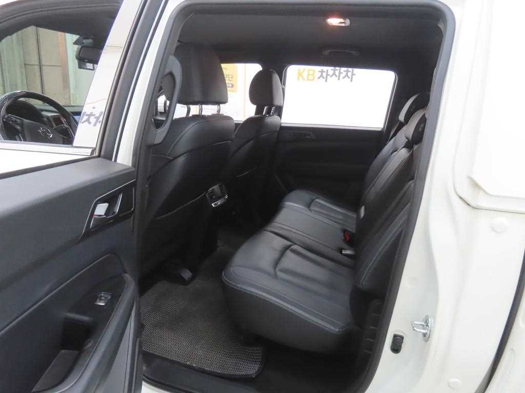 Ssangyong Rexton - Vista 6