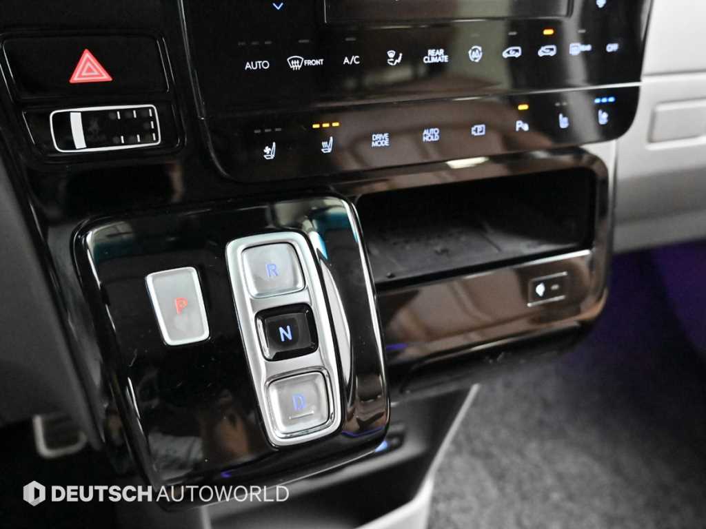 HYUNDAI Staria - Vista 9