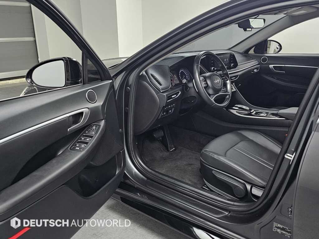 HYUNDAI Sonata - Vista 11