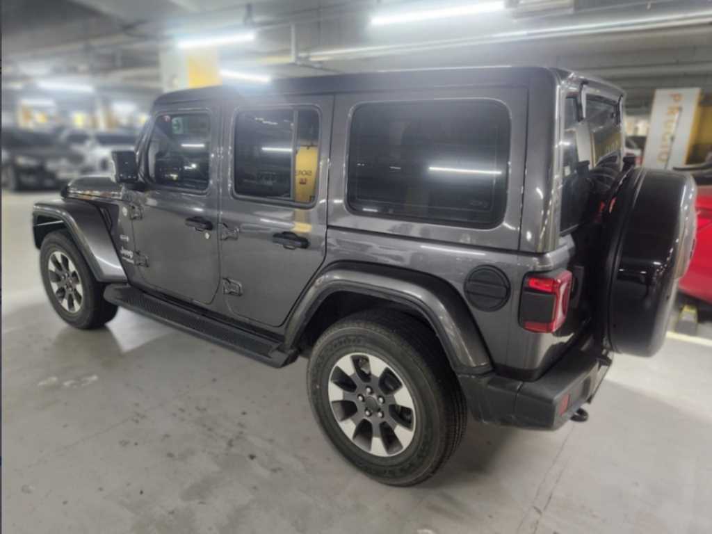 Jeep Wrangler - Vista 3