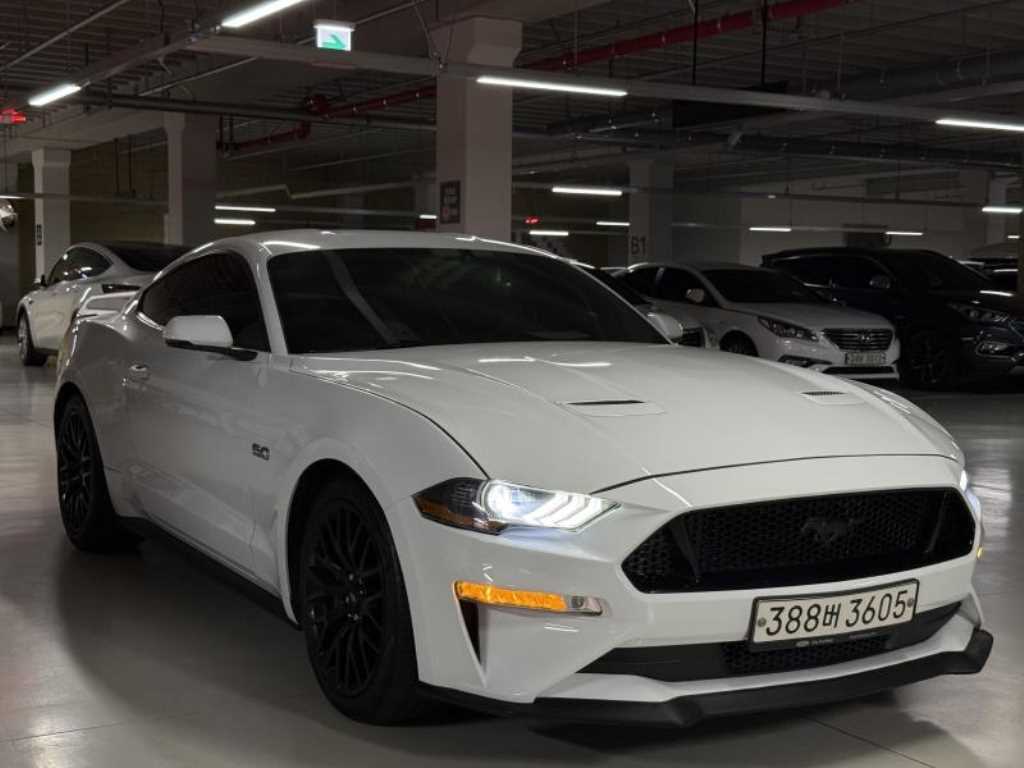 Ford Mustang 2019 Blanco - Importación desde Corea - HF Imports Iquique - Foto 1