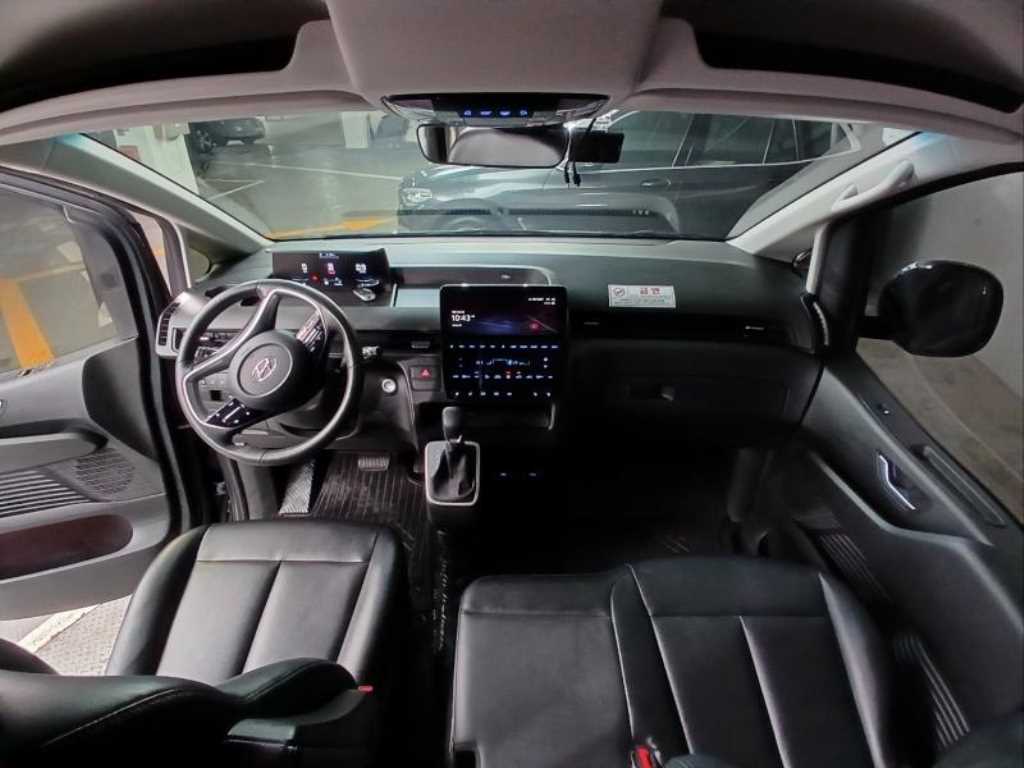 HYUNDAI Staria - Vista 6