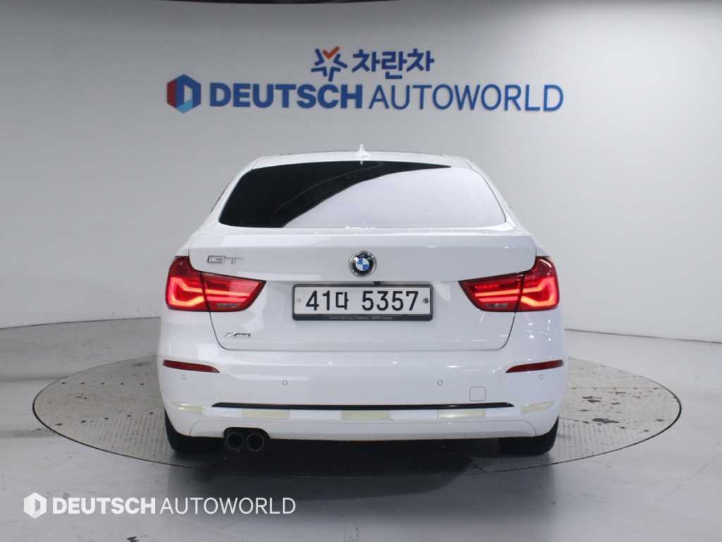 BMW Gran Turismo - Vista 4