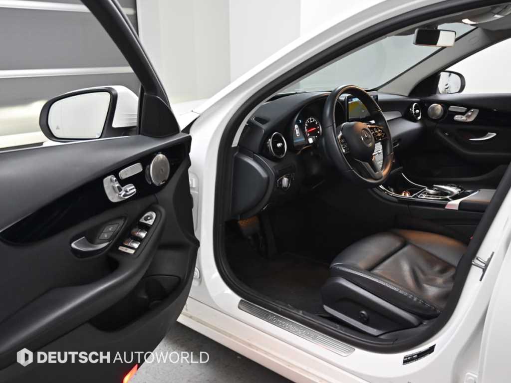 Mercedes Benz C Class - Vista 11