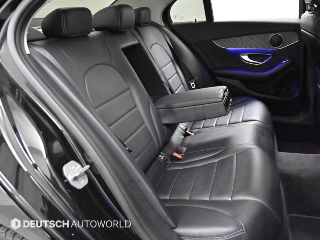 Mercedes Benz C Class - Vista 12