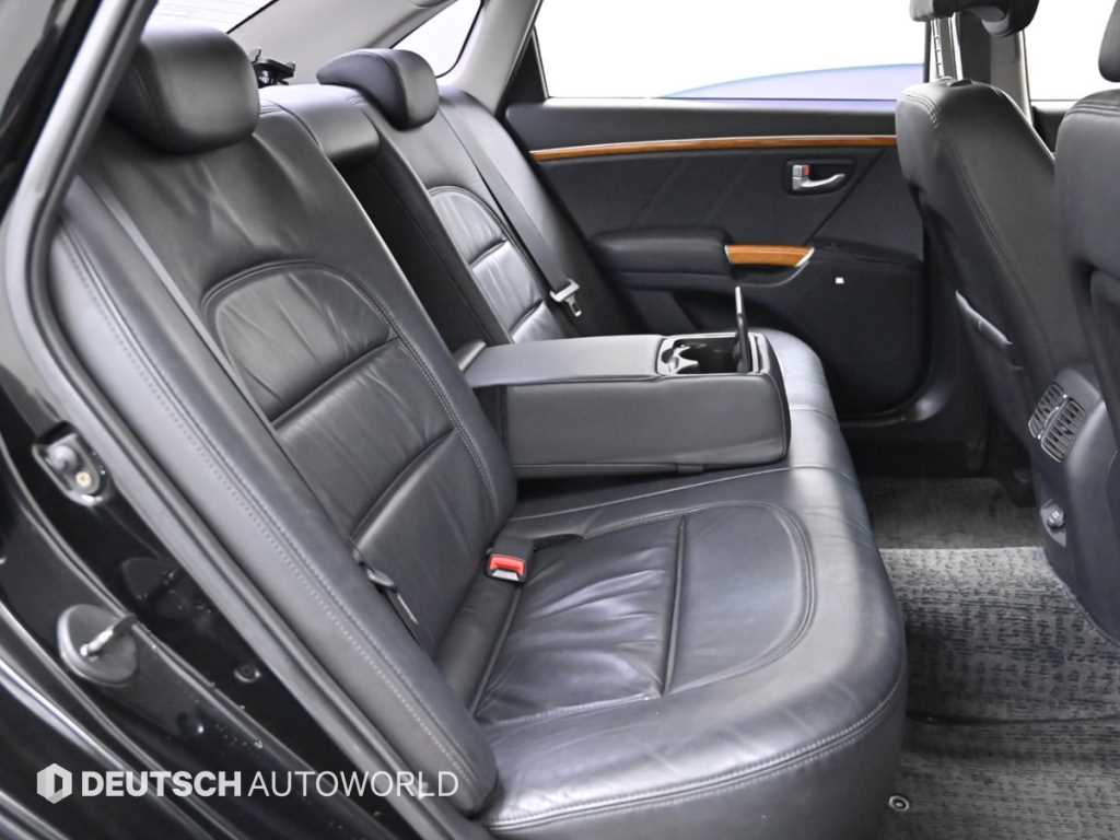 HYUNDAI Grandeur - Vista 12