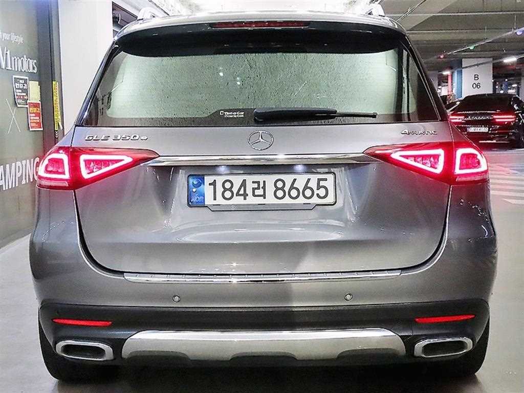 Mercedes Benz GLE Class - Vista 12