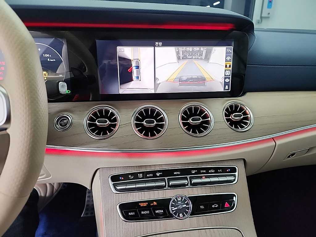 Mercedes Benz E class - Vista 11