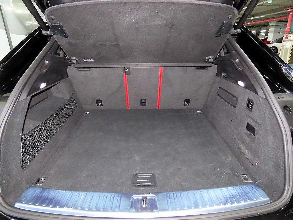 Porsche Cayenne 2023 Negro - Importación desde Corea - HF Imports Iquique - Foto 16