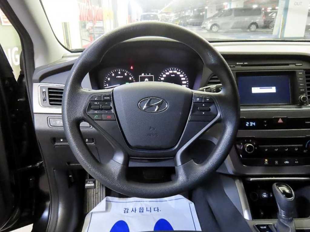 HYUNDAI Sonata - Vista 8