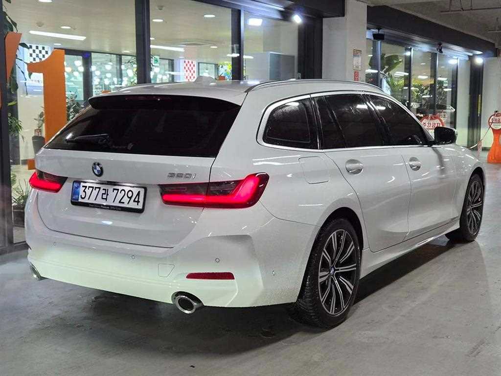 BMW 3 series - Vista 4
