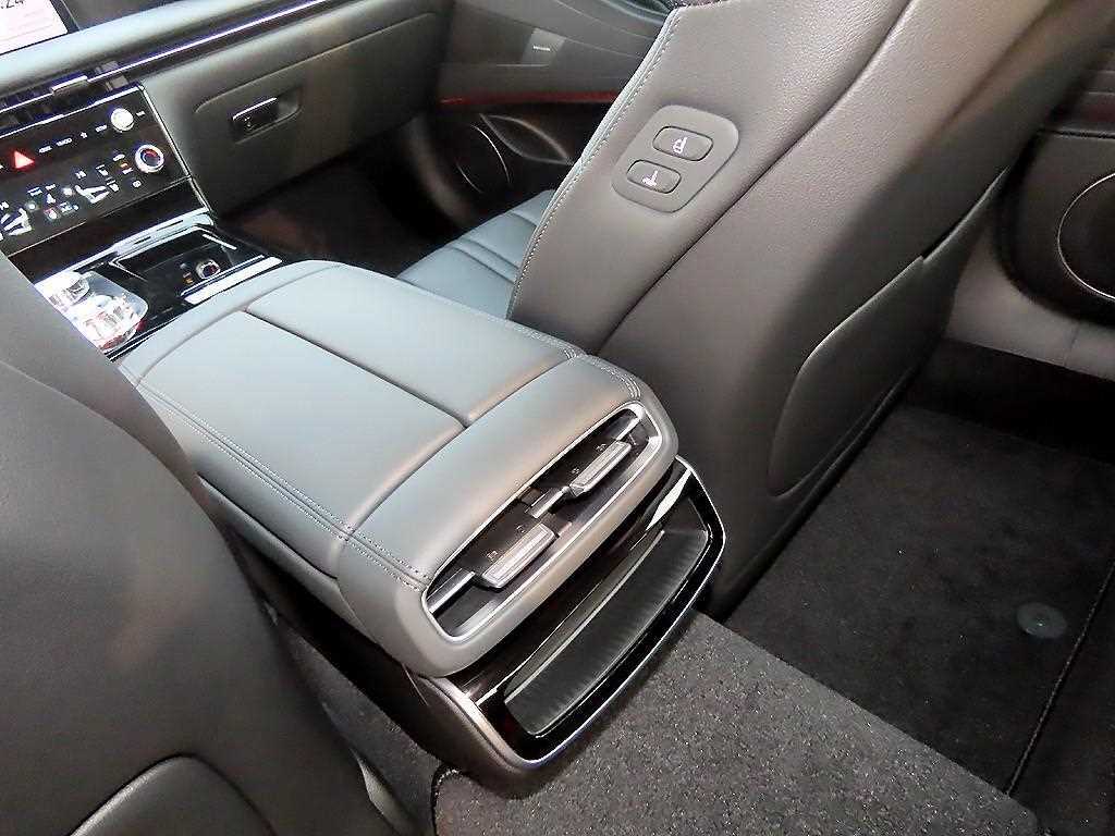 Genesis G80 2026 Negro - Importación desde Corea - HF Imports Iquique - Foto 15