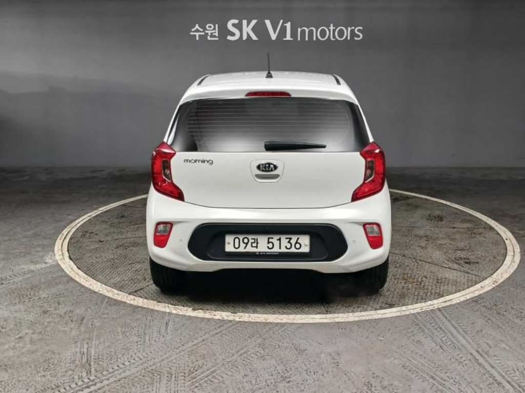 KIA Morning - Vista 5