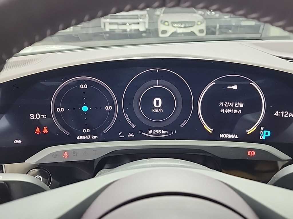 Porsche Taycan - Vista 6