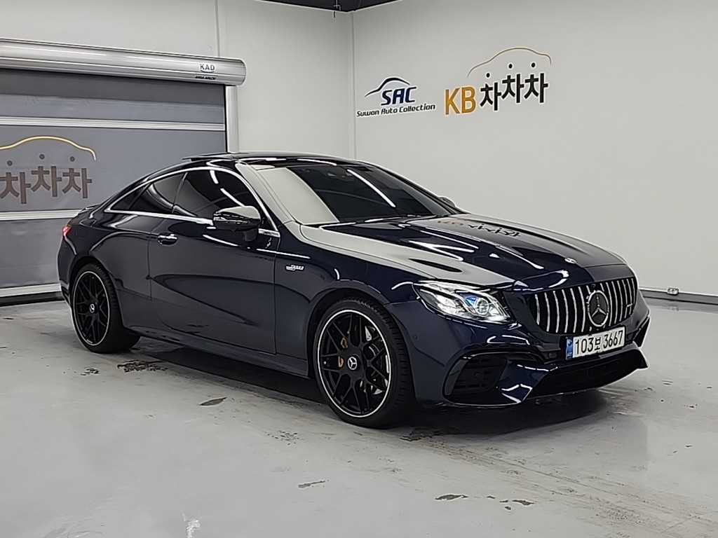 Mercedes Benz E class - Vista 5