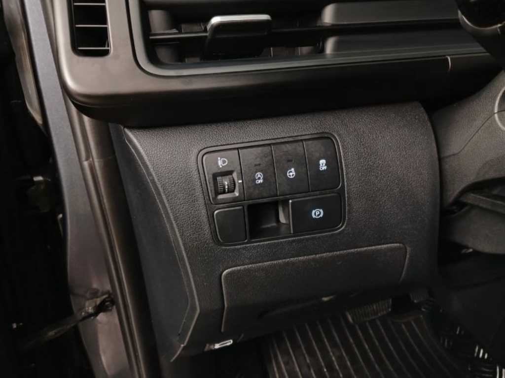 HYUNDAI Staria - Vista 12