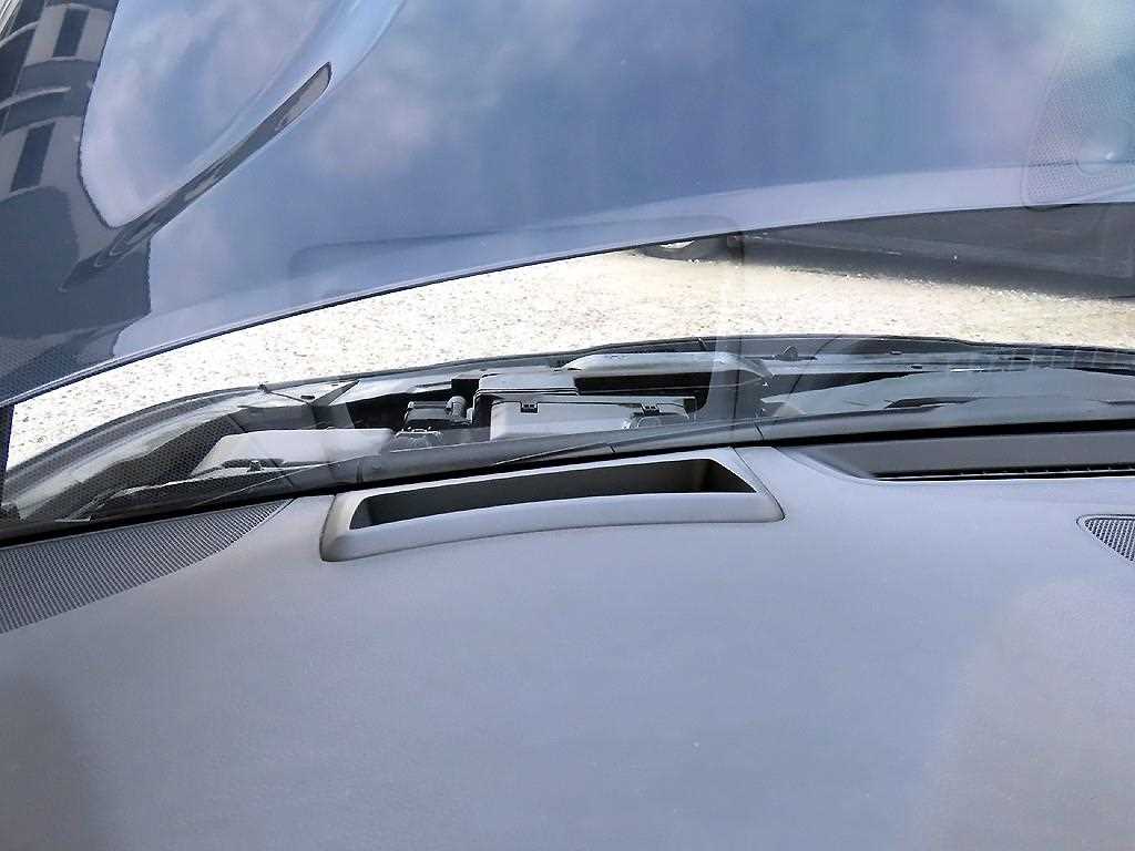 HYUNDAI Grandeur - Vista 12