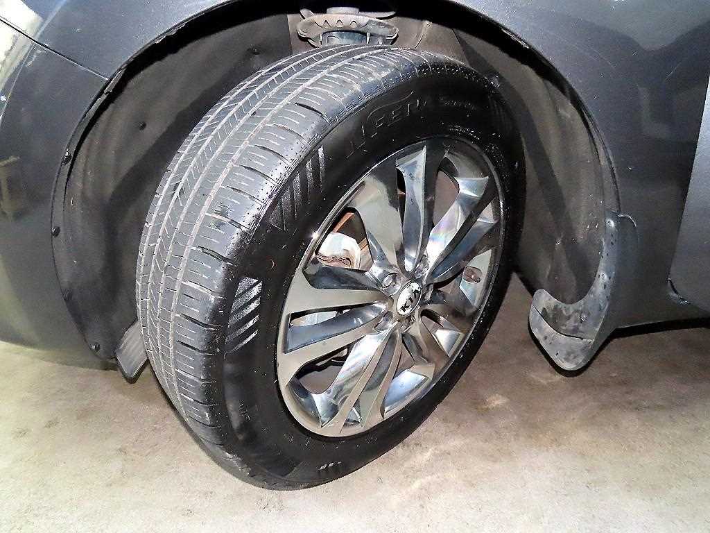 KIA Carnival 2017 Gris - Importación desde Corea - HF Imports Iquique - Foto 20