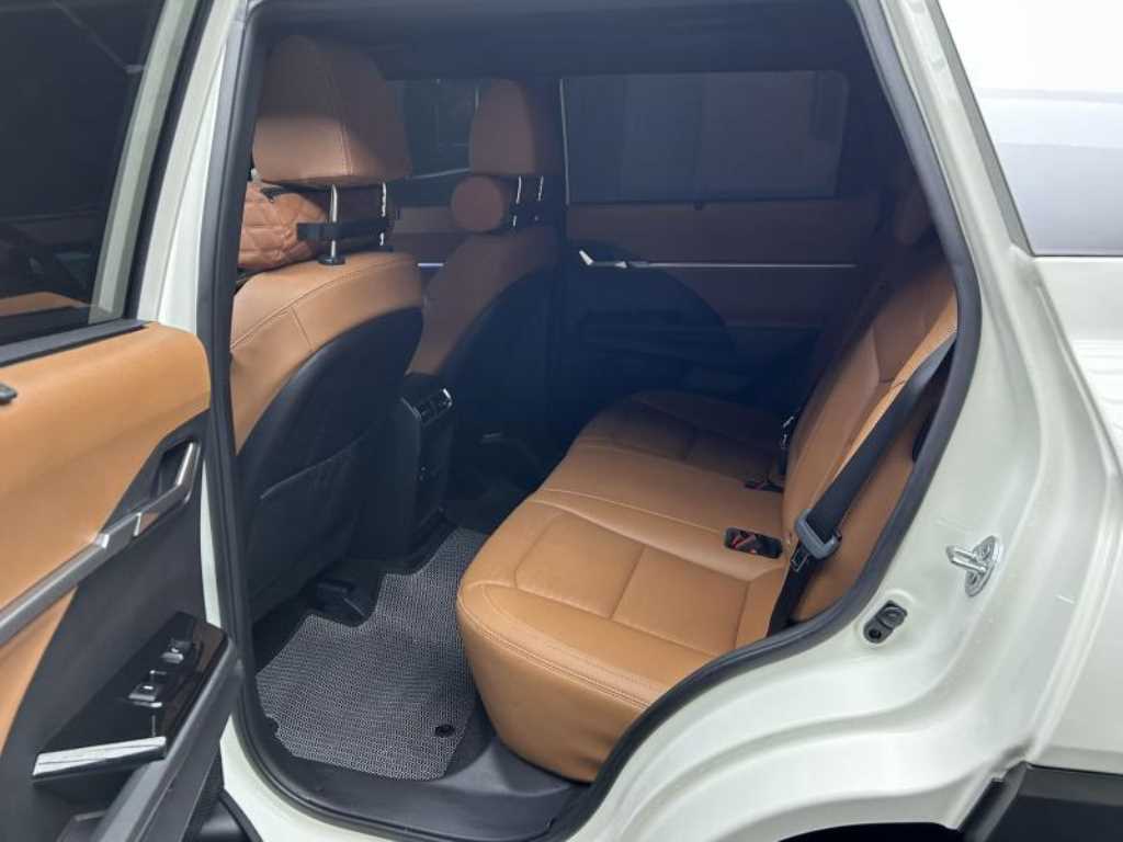 Ssangyong Torres - Vista 5