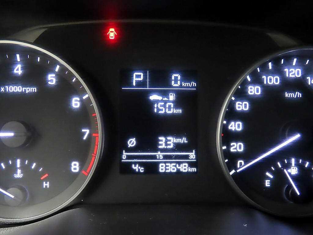 HYUNDAI Avante - Vista 8