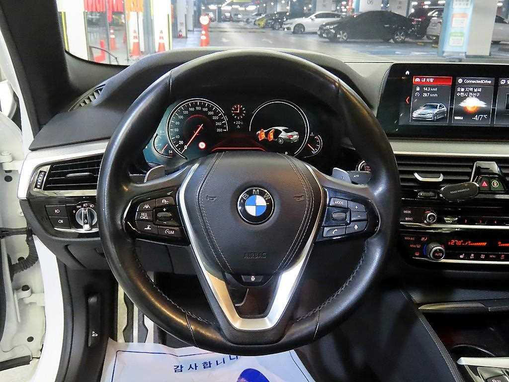 BMW 5 Series - Vista 8