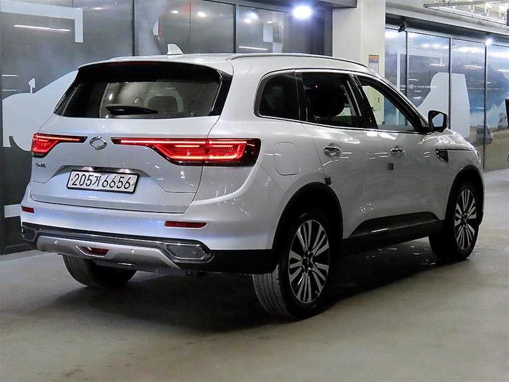 SAMSUNG QM6 - Vista 4