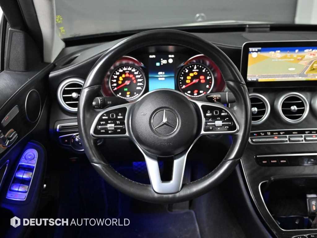 Mercedes Benz C Class 2019 Negro - Importación desde Corea - HF Imports Iquique - Foto 13