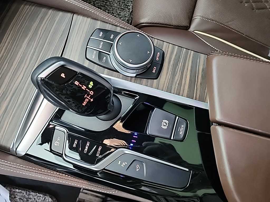 BMW 5 Series - Vista 8