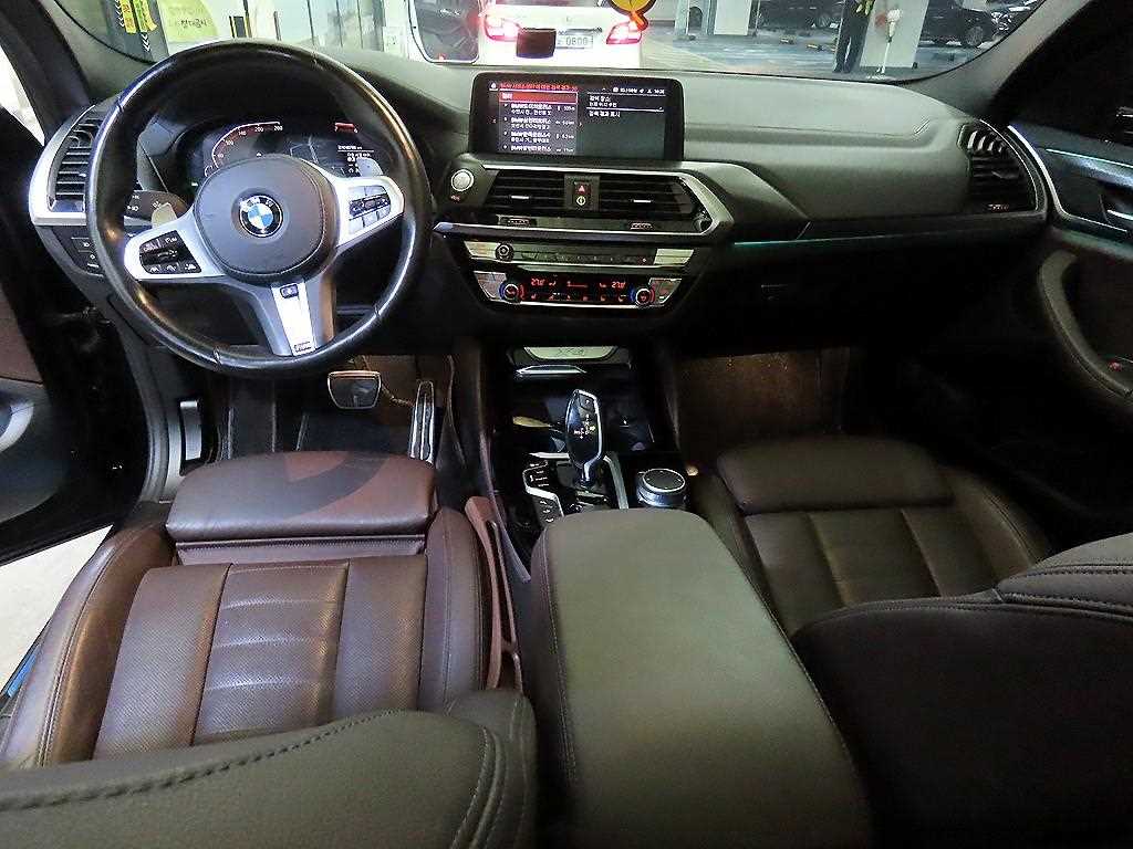 BMW X4 - Vista 10