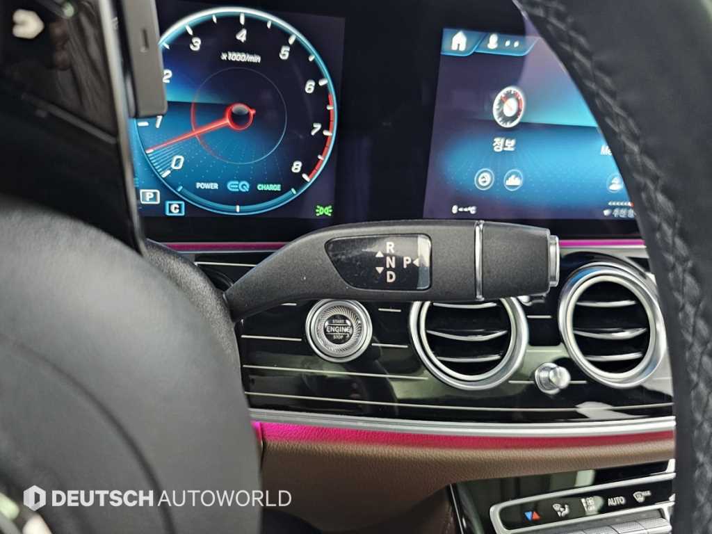 Mercedes Benz E class - Vista 9