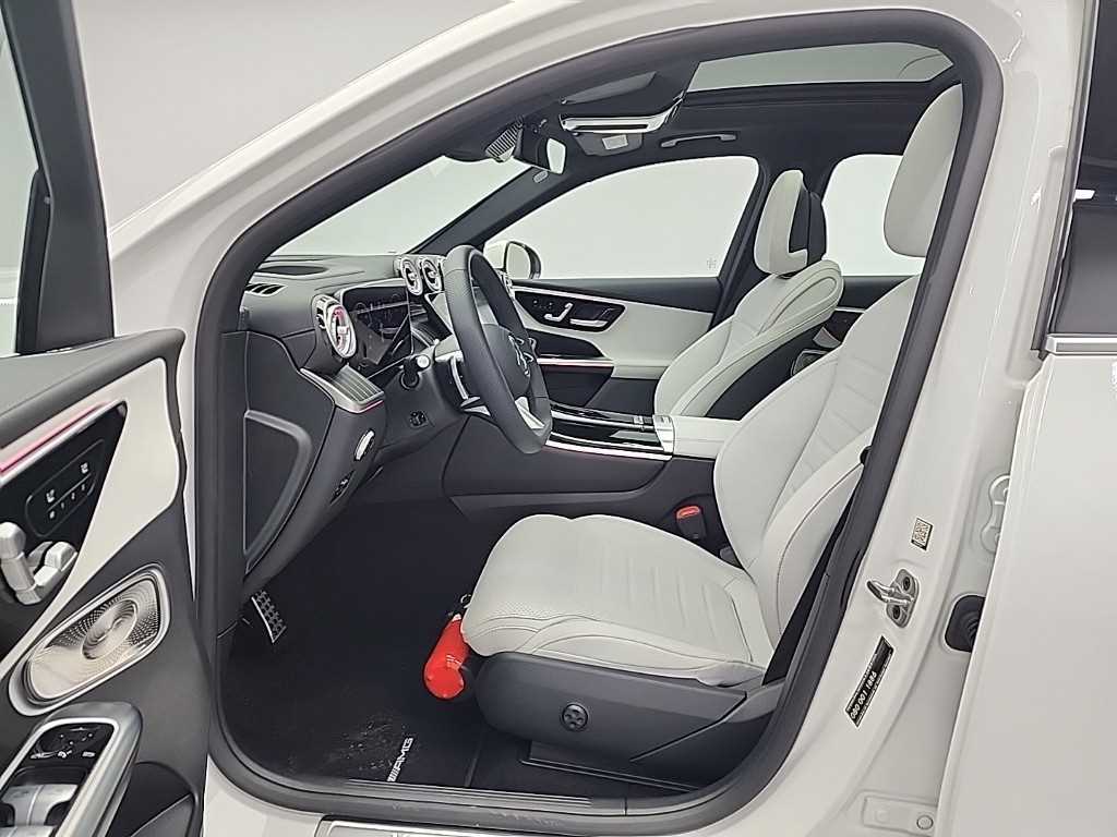 Mercedes Benz GLC Class - Vista 11