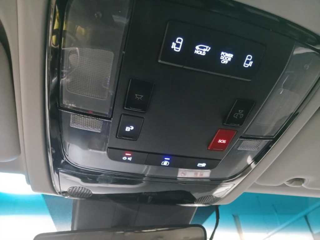 HYUNDAI Staria 2023 Gris - Importación desde Corea - HF Imports Iquique - Foto 16