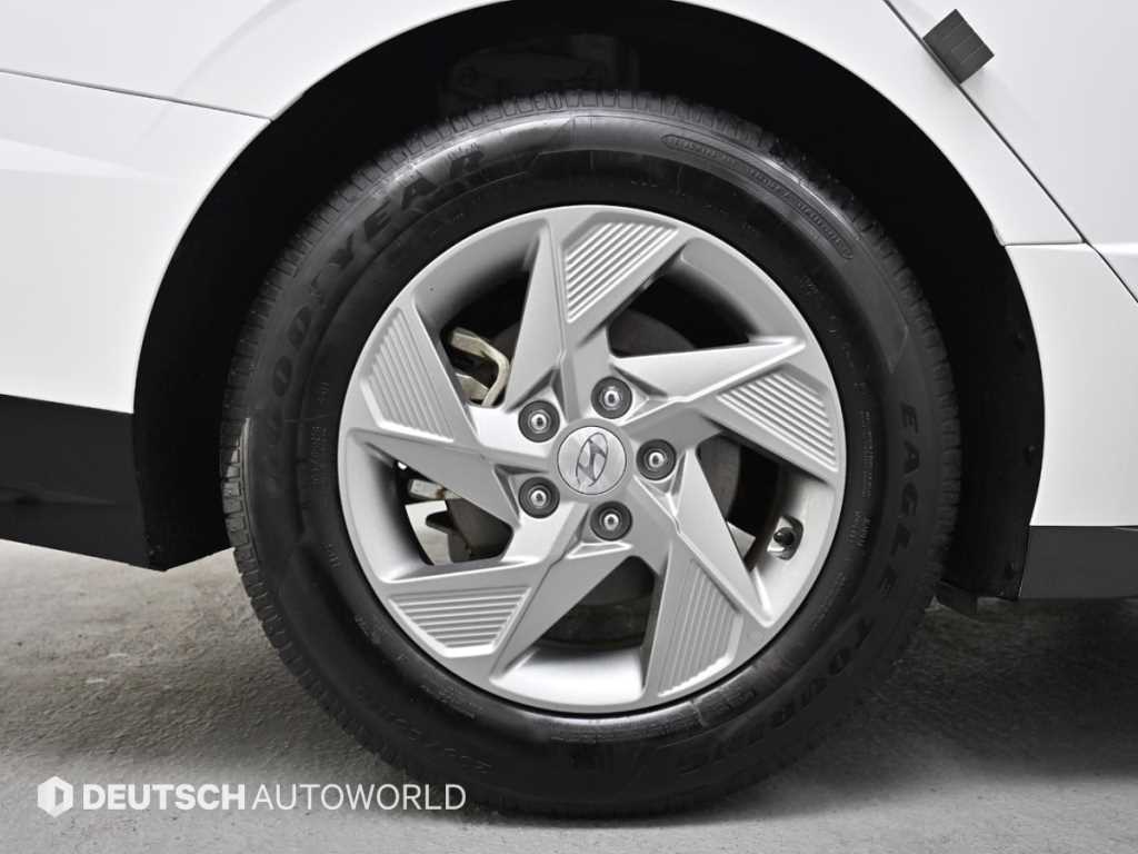 HYUNDAI Sonata - Vista 5