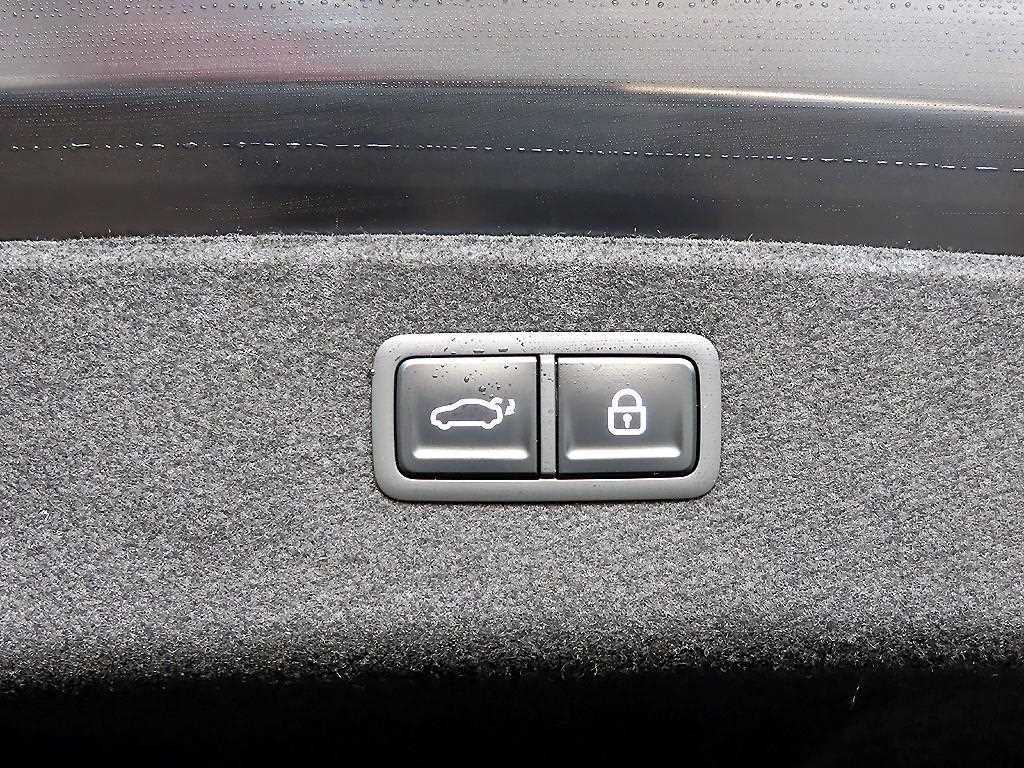 Genesis G80 2026 Negro - Importación desde Corea - HF Imports Iquique - Foto 17