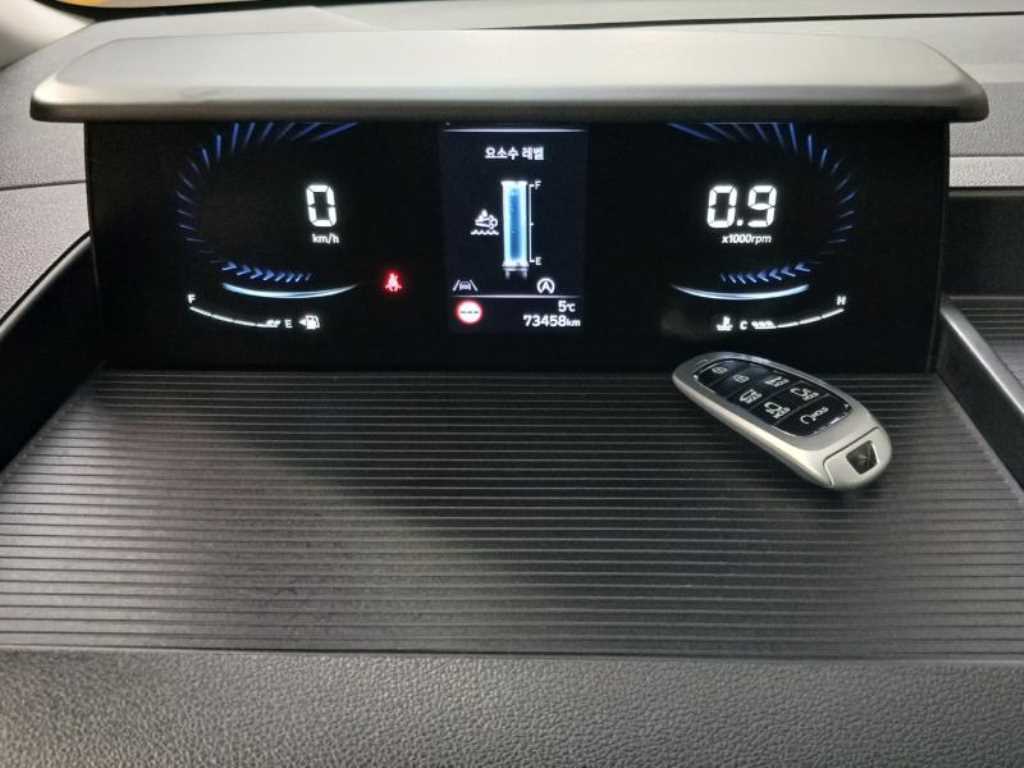 HYUNDAI Staria - Vista 10