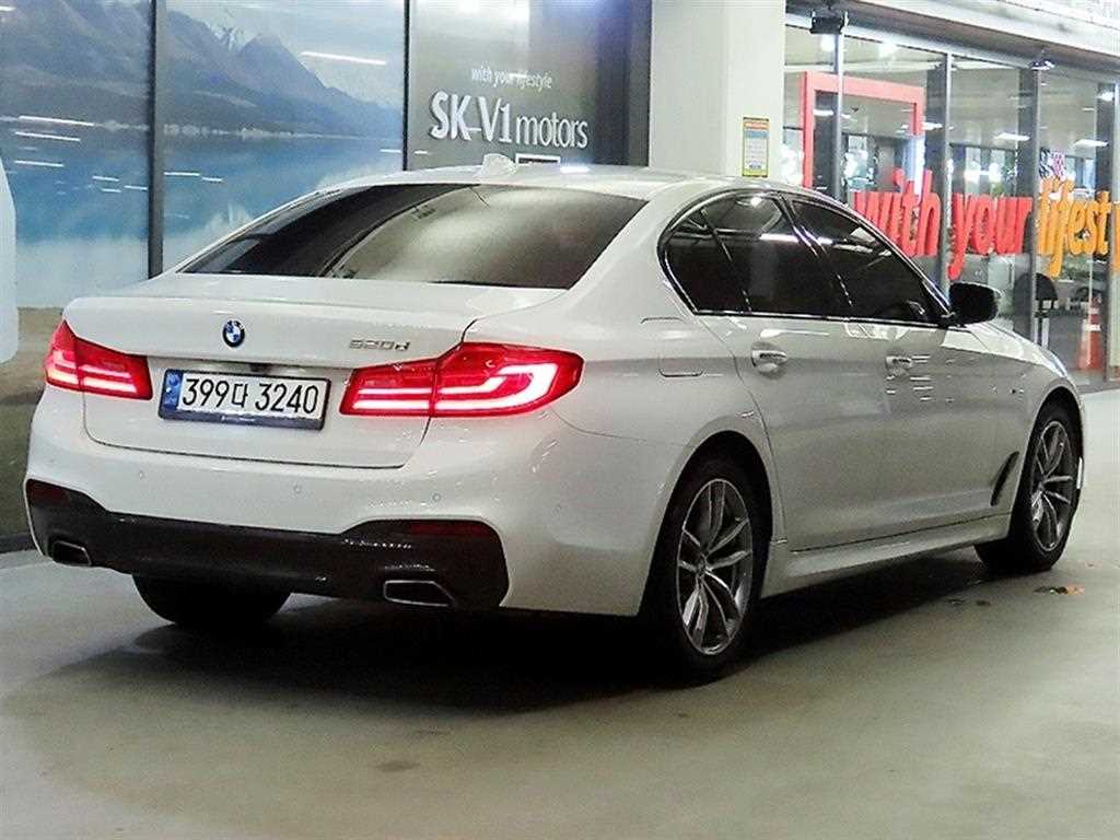 BMW 5 Series - Vista 4