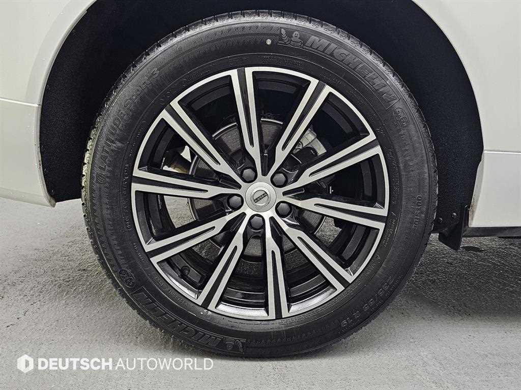 Volvo XC60 - Vista 5